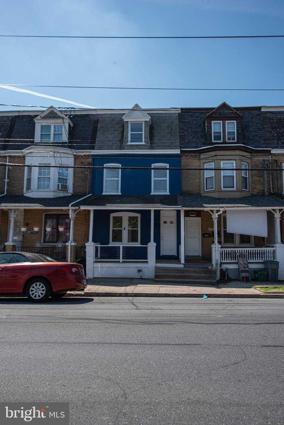 676 Columbia Ave, Lancaster