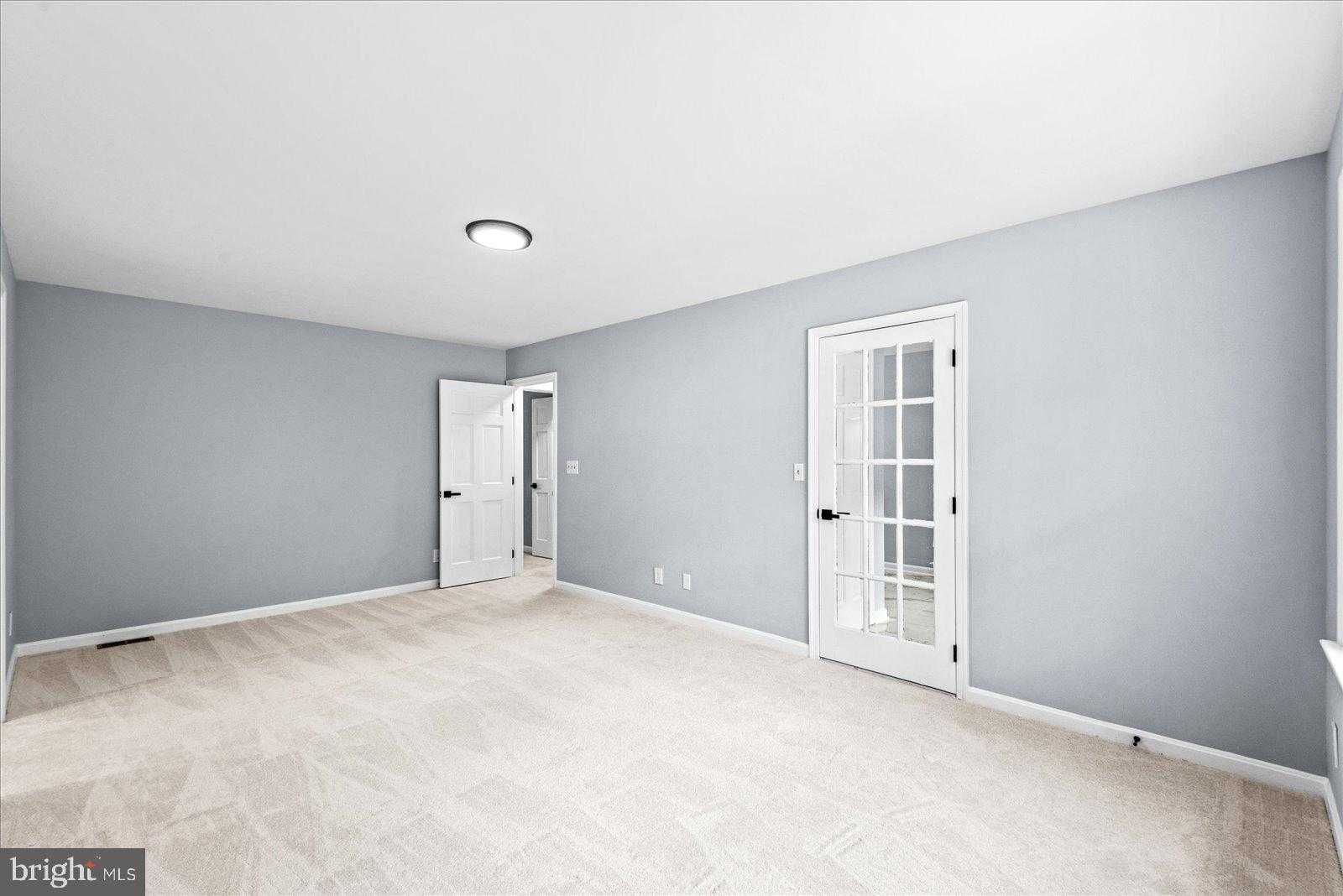 32 Kelly Way photo 24