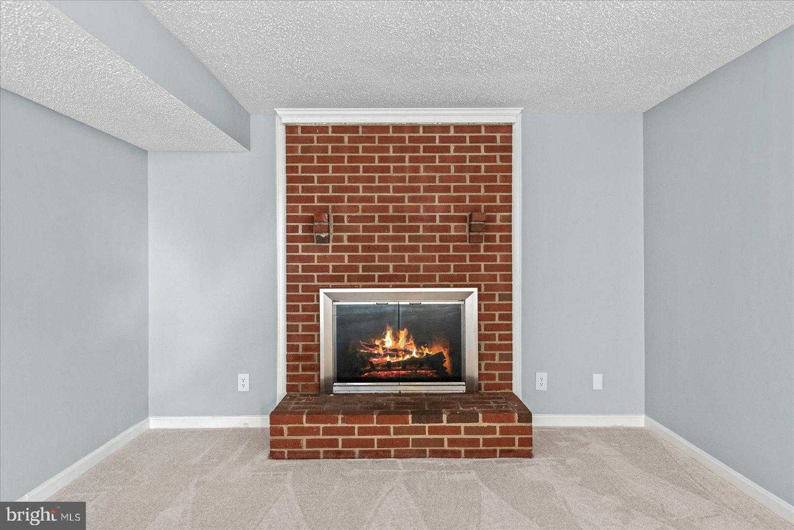 32 Kelly Way photo 47