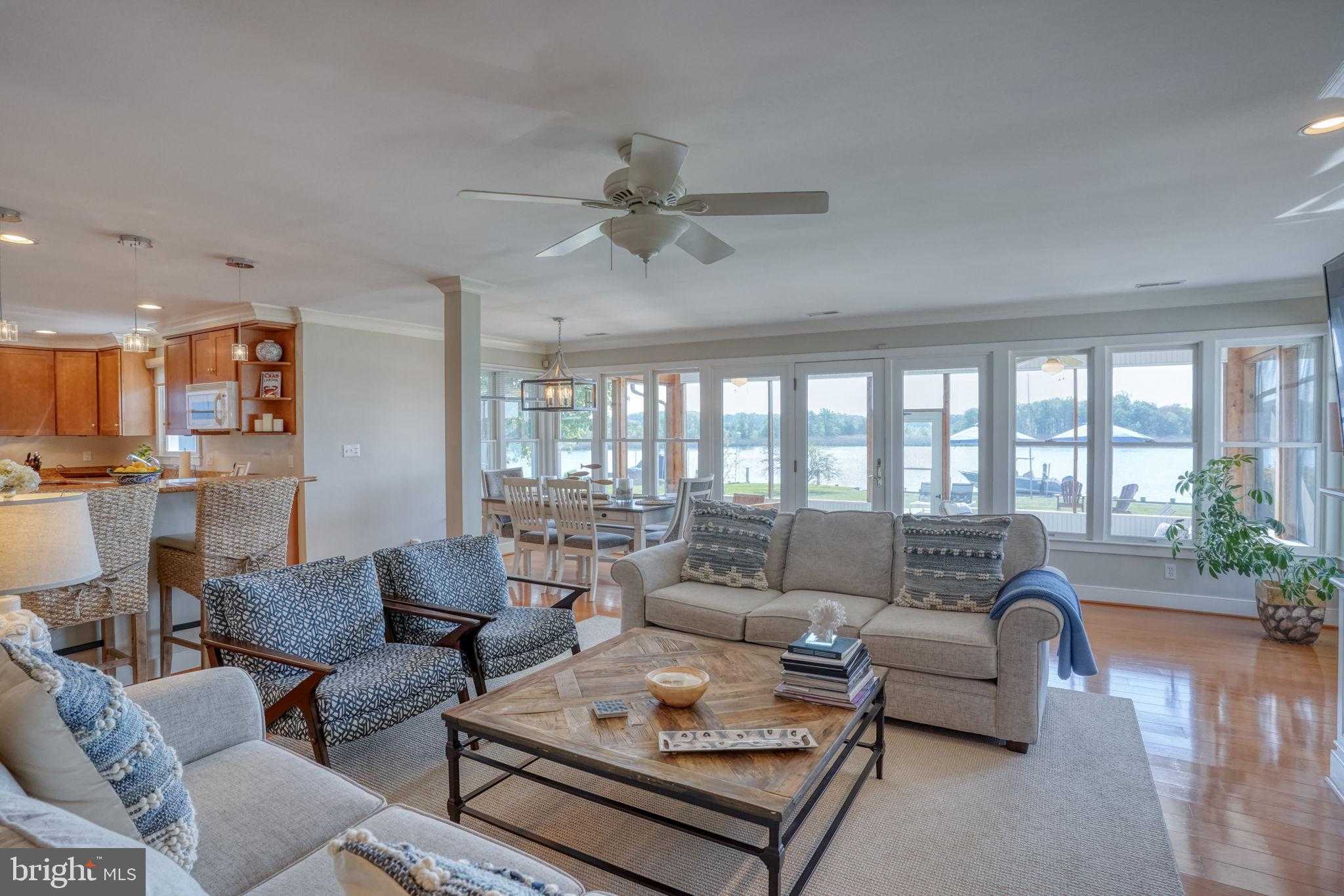 115 Congressional Dr photo 11