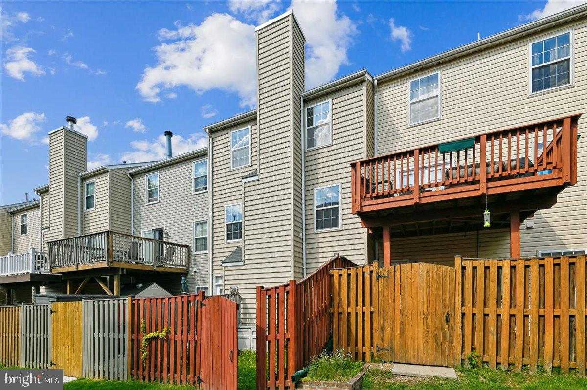2441 Wentworth Dr, Crofton