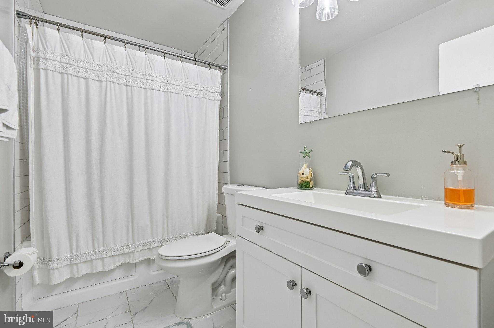 3838 Twin Lakes CT photo 19