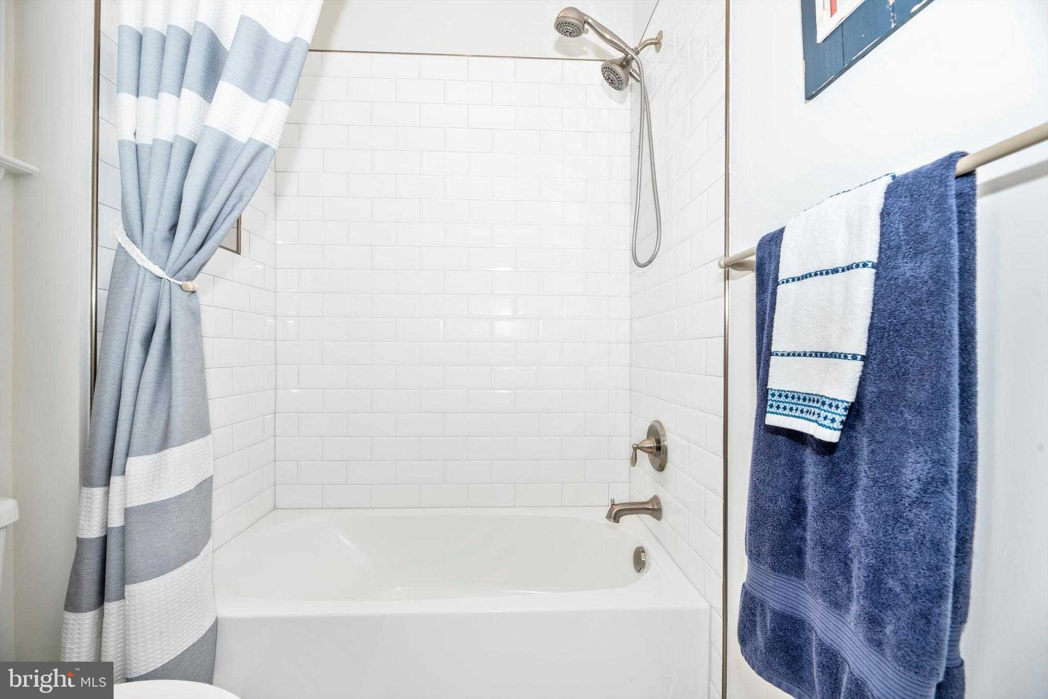 10377 Springside Ter photo 32