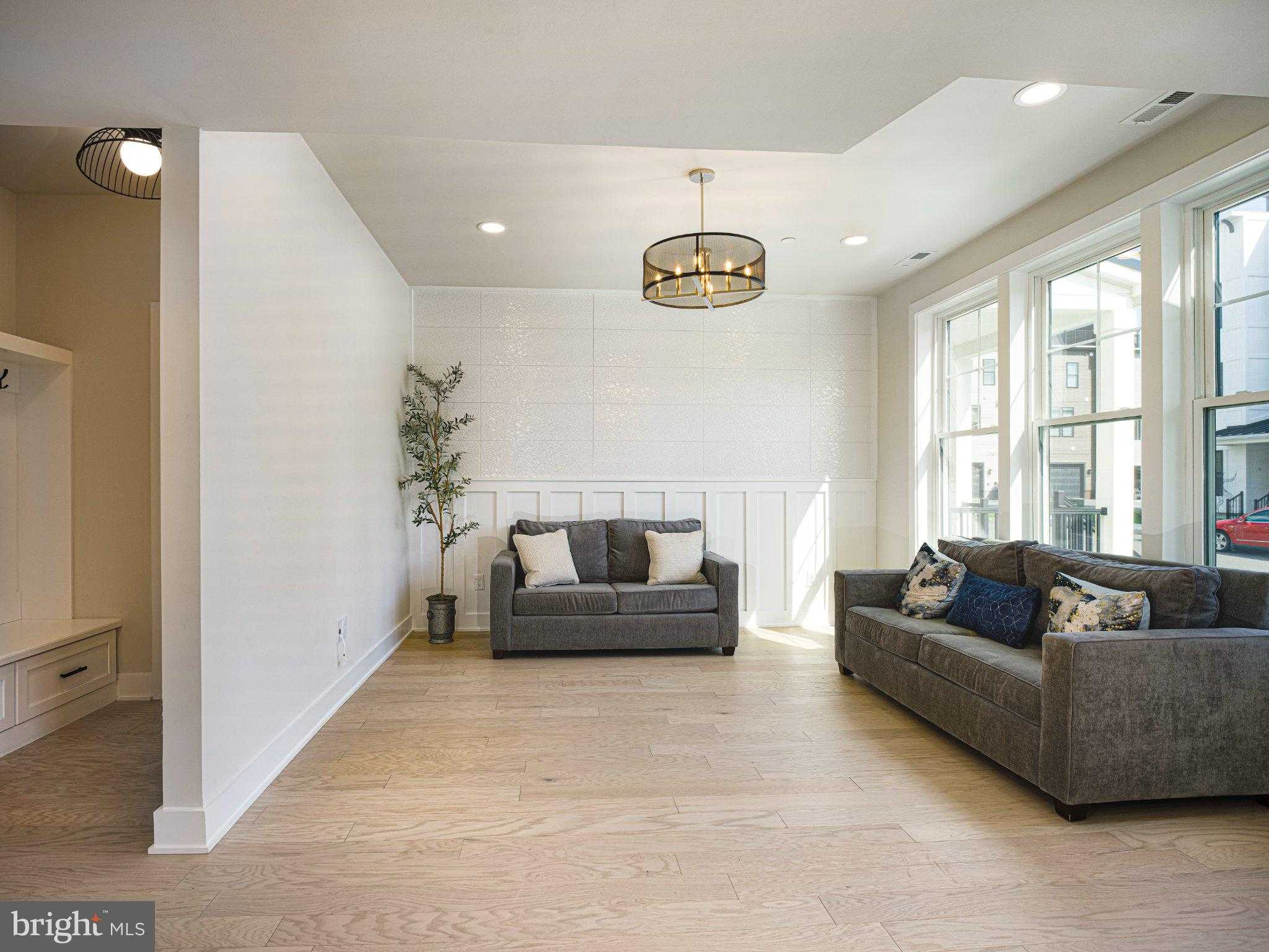 334 Foxtail Ln photo 7