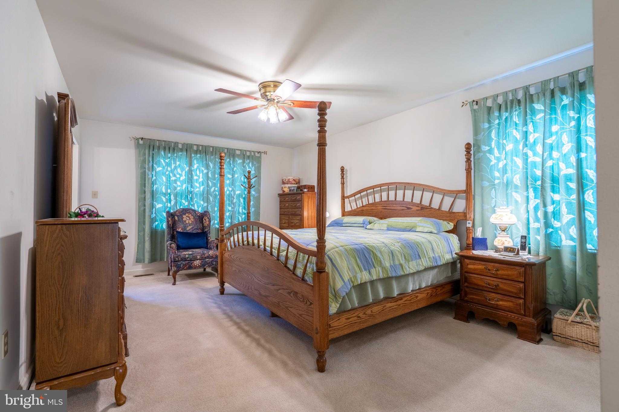 779 Hunter Dr photo 22