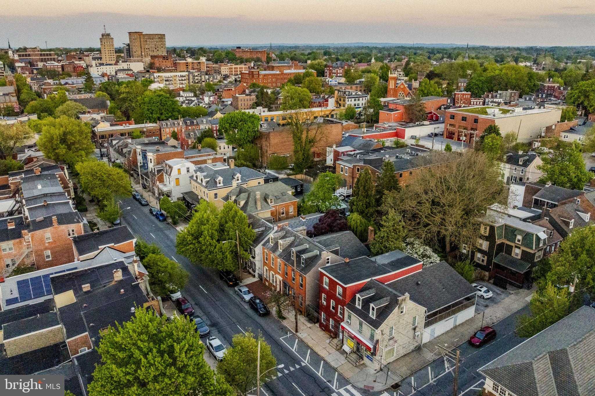 446 W Orange St, Lancaster