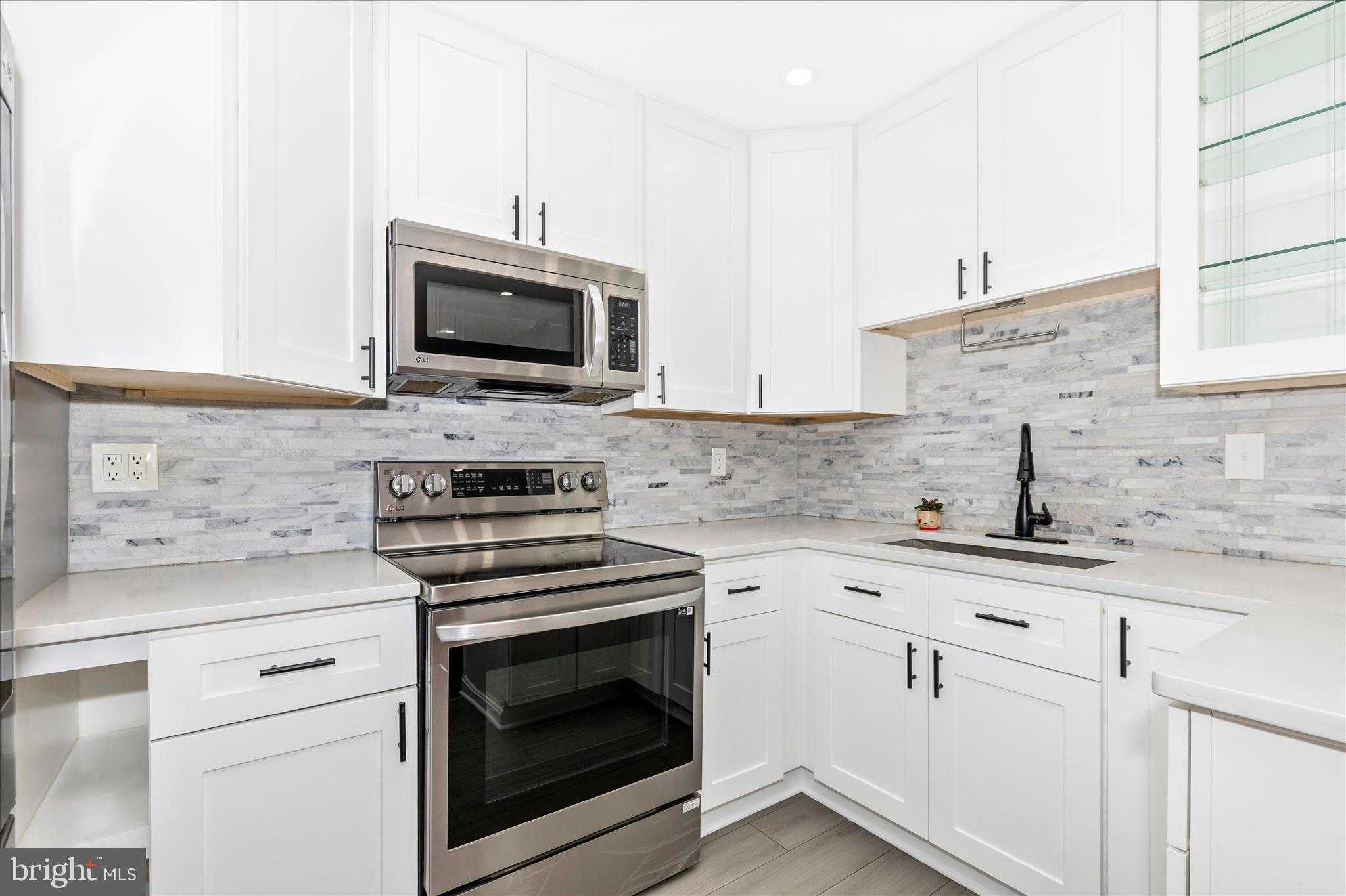 2604 Ashmont Ter photo 2