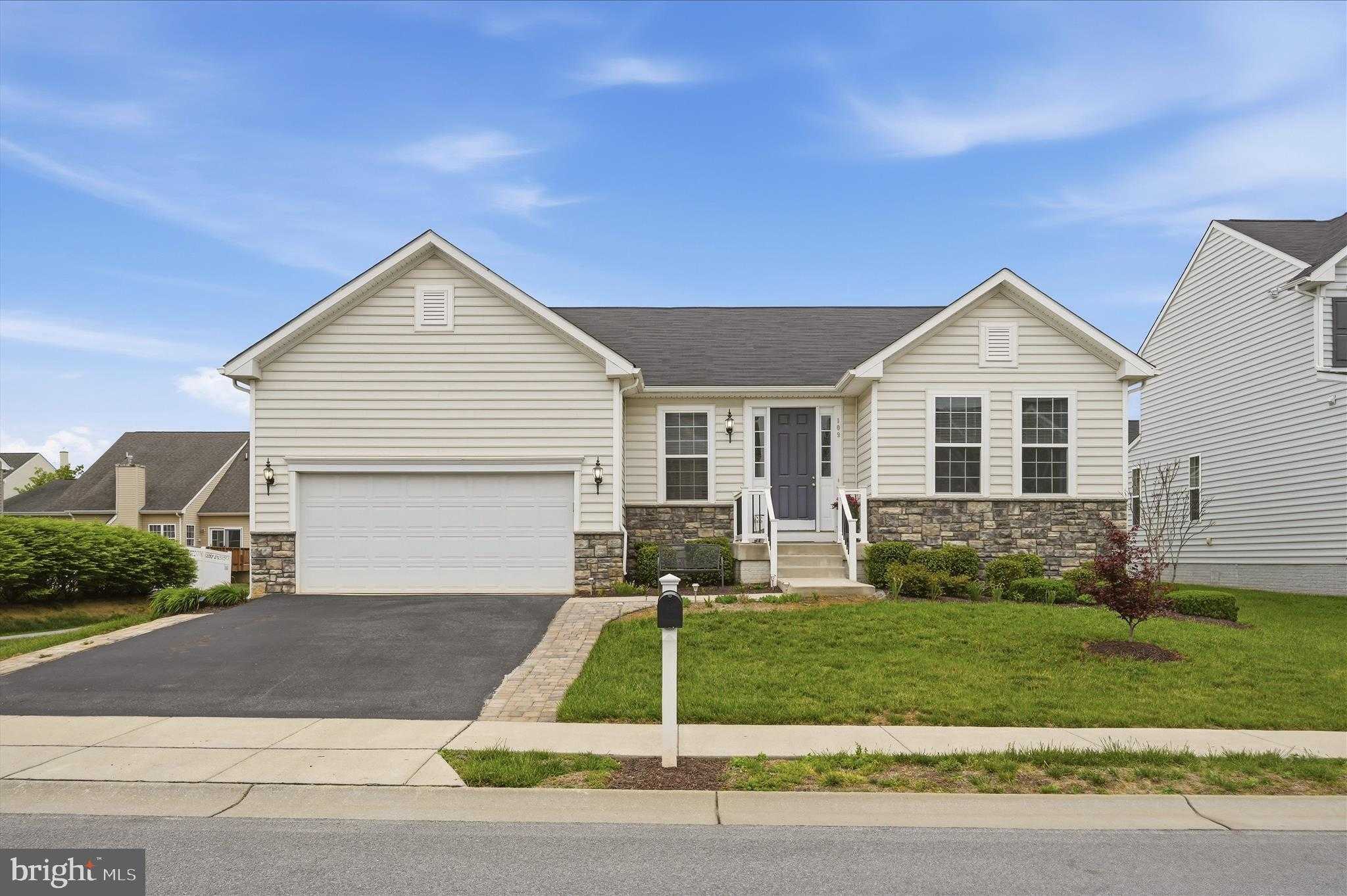 109 Shallow Creek Dr