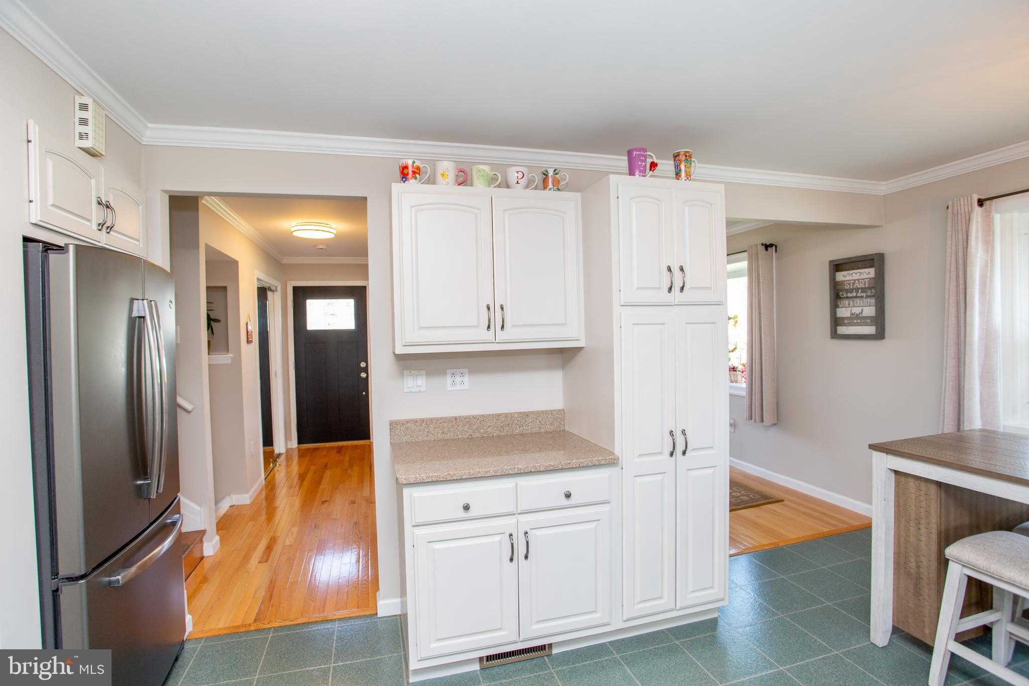 225 Arundel Ave photo 19