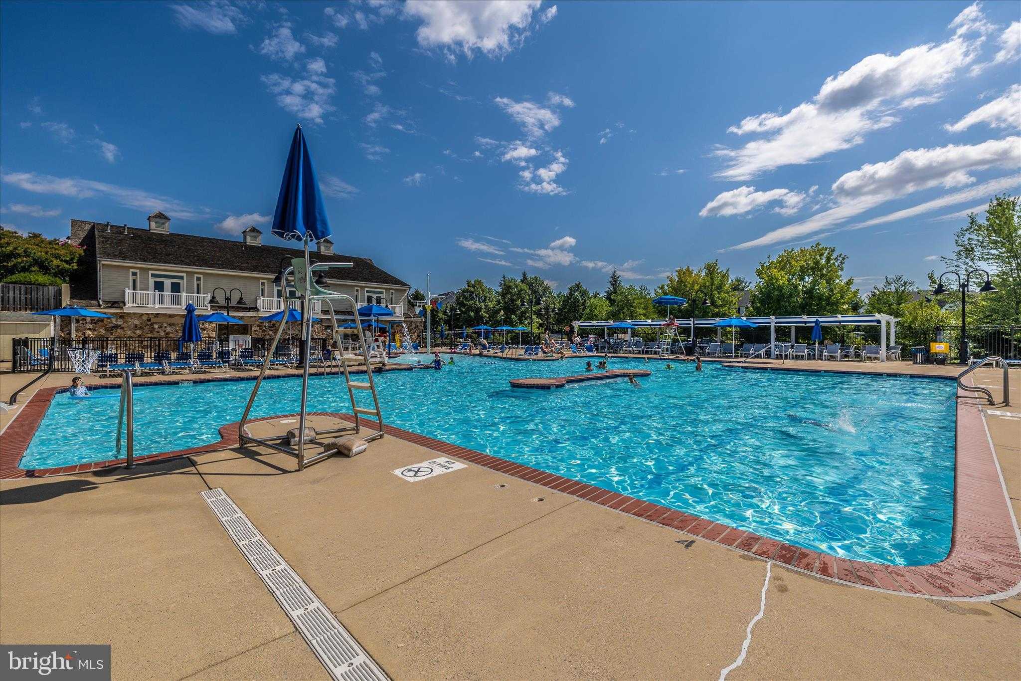 9410 Singleton Pl photo 65