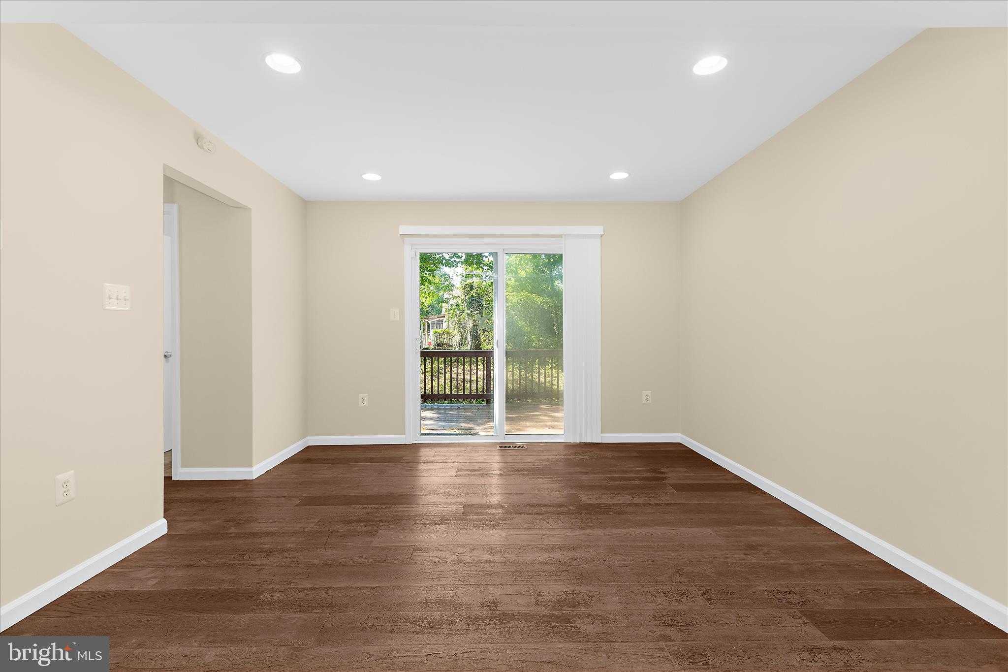 5301 Frazier Ter photo 8