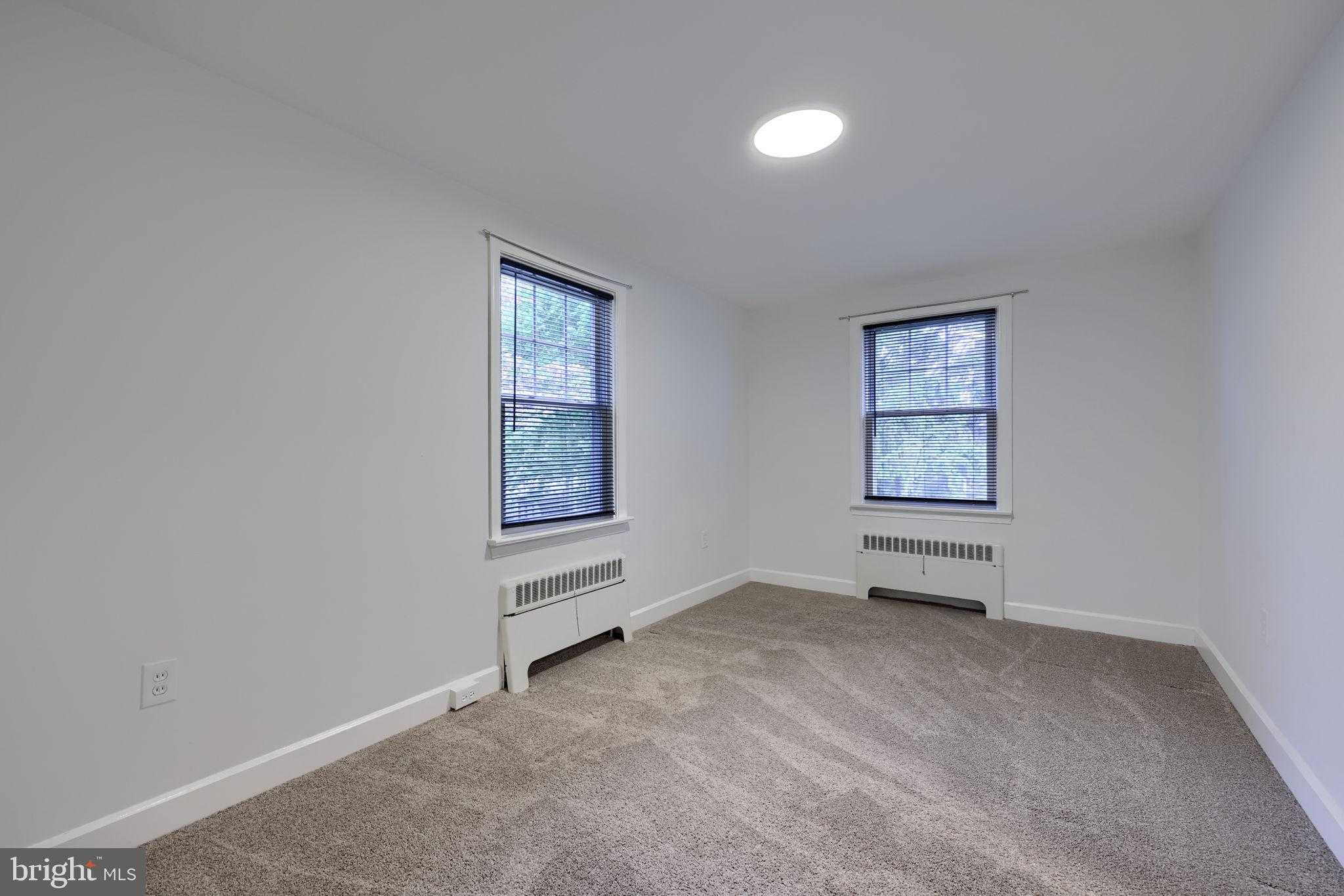 1003 Maple Ave photo 16