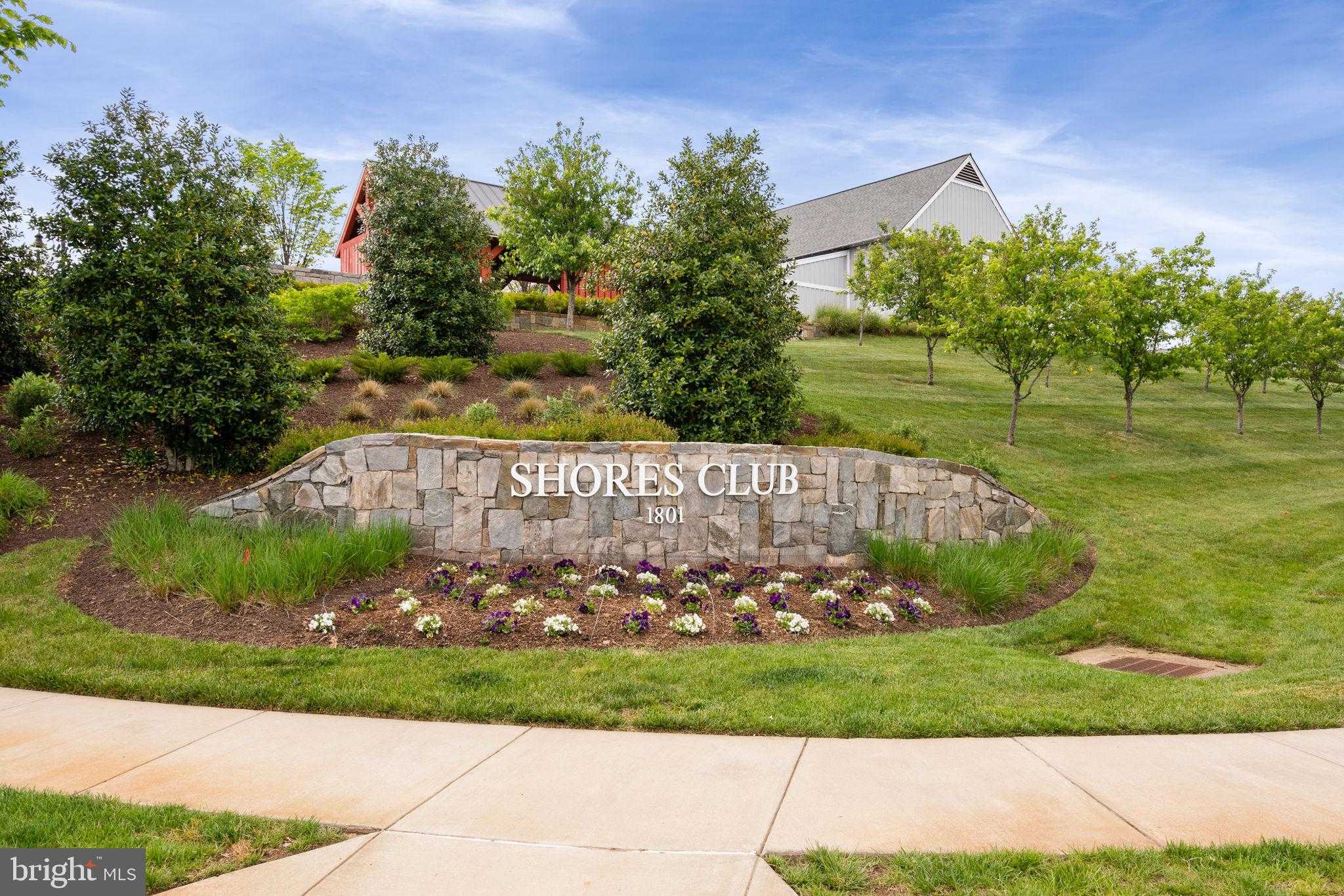 2074 River Heritage Blvd photo 4