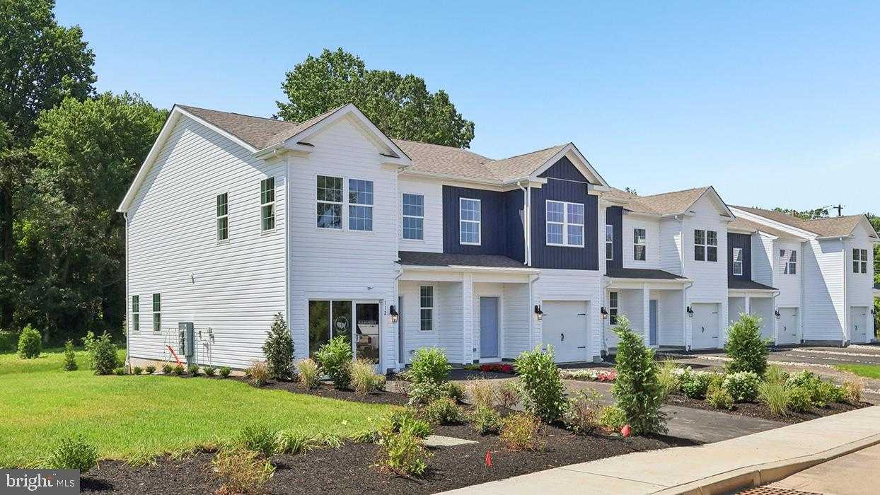 254 Derby Dr photo 3