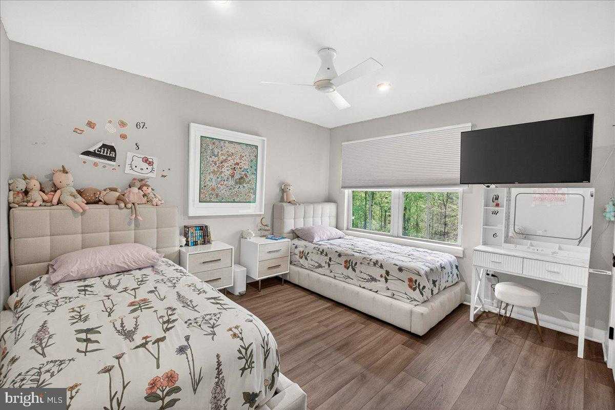 6915 Mandalong Way photo 41