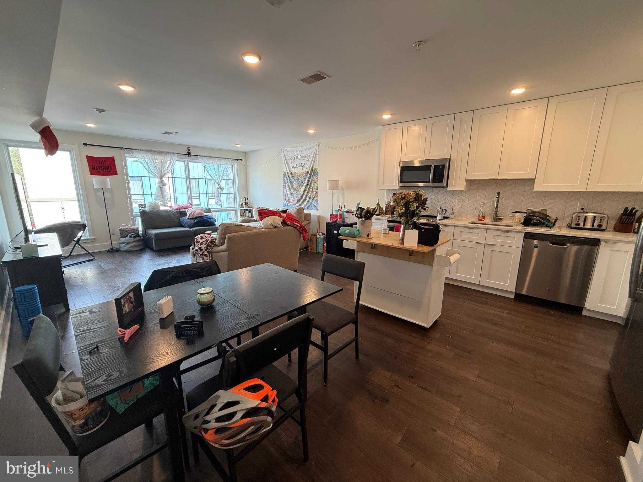 1824 Ridge Ave photo 42