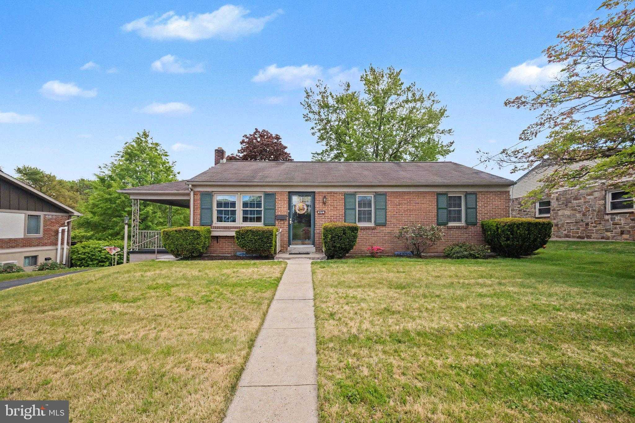 422 Westview Dr