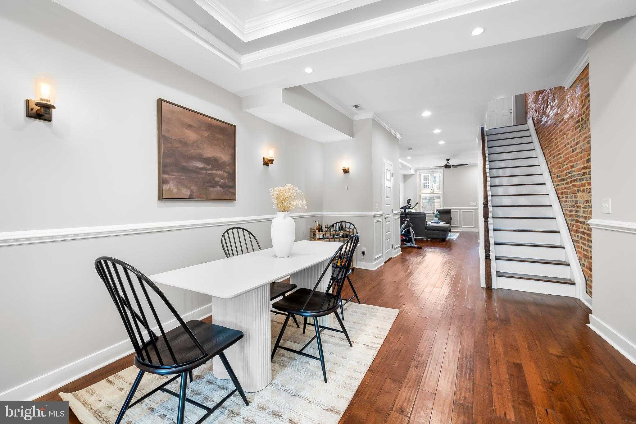 1206 S Charles St photo 6