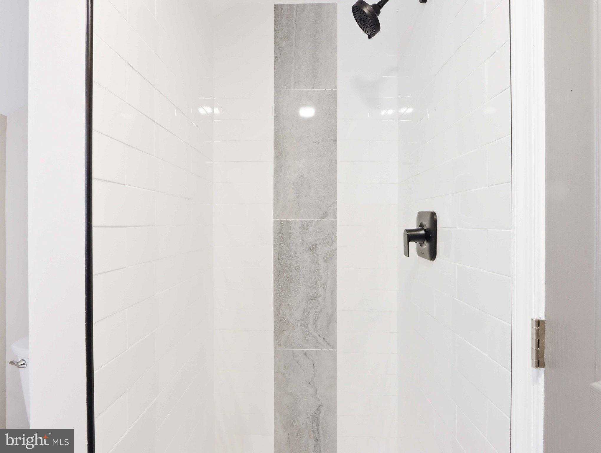 812 Glenview Ave photo 22