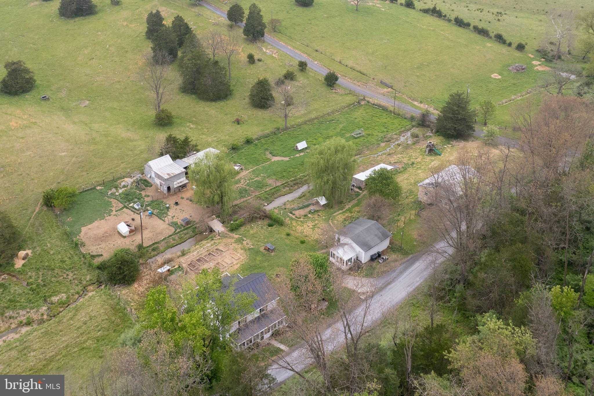 397 Country Brook Rd photo 45