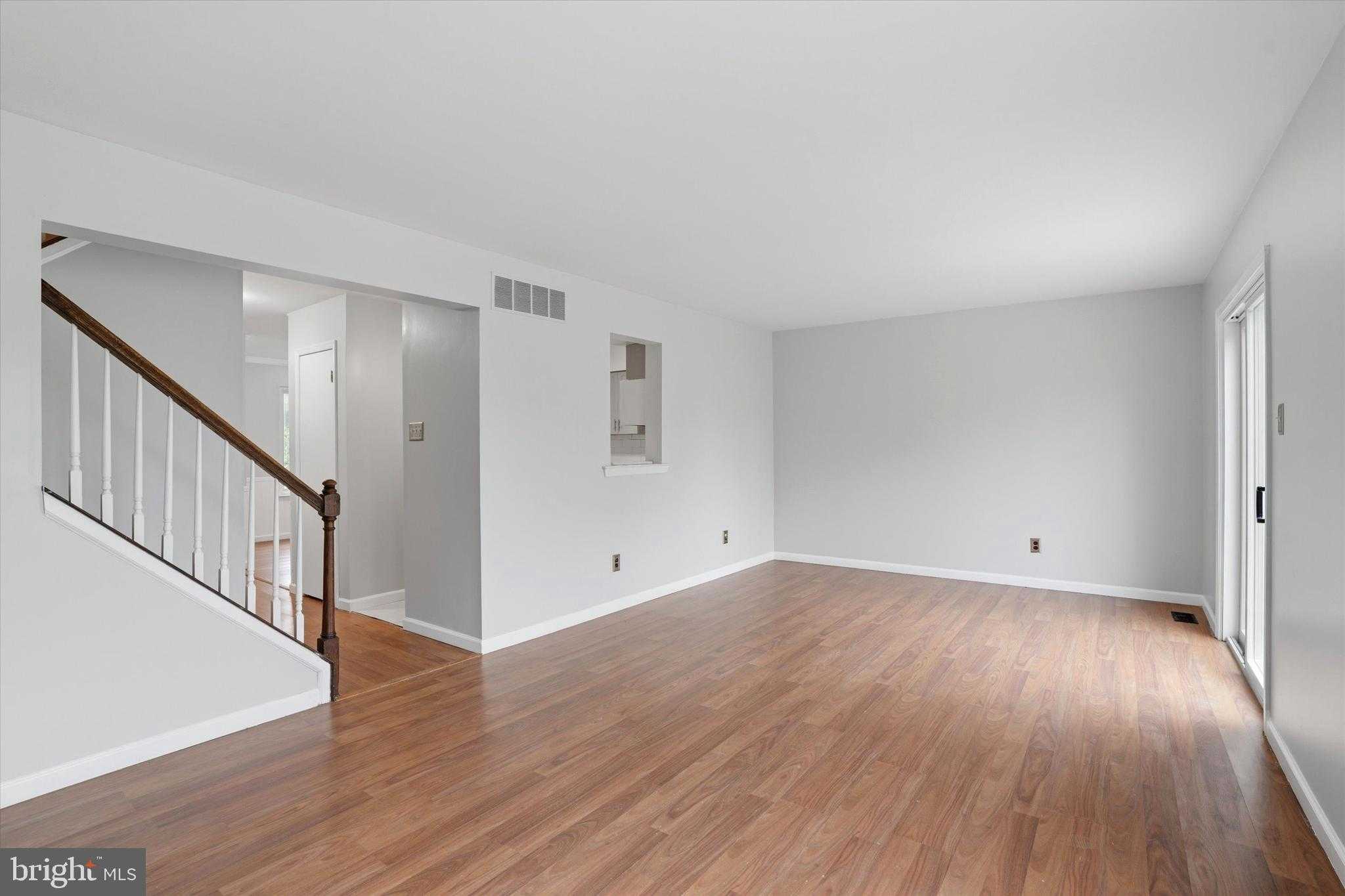 240 Goshen Rd photo 11