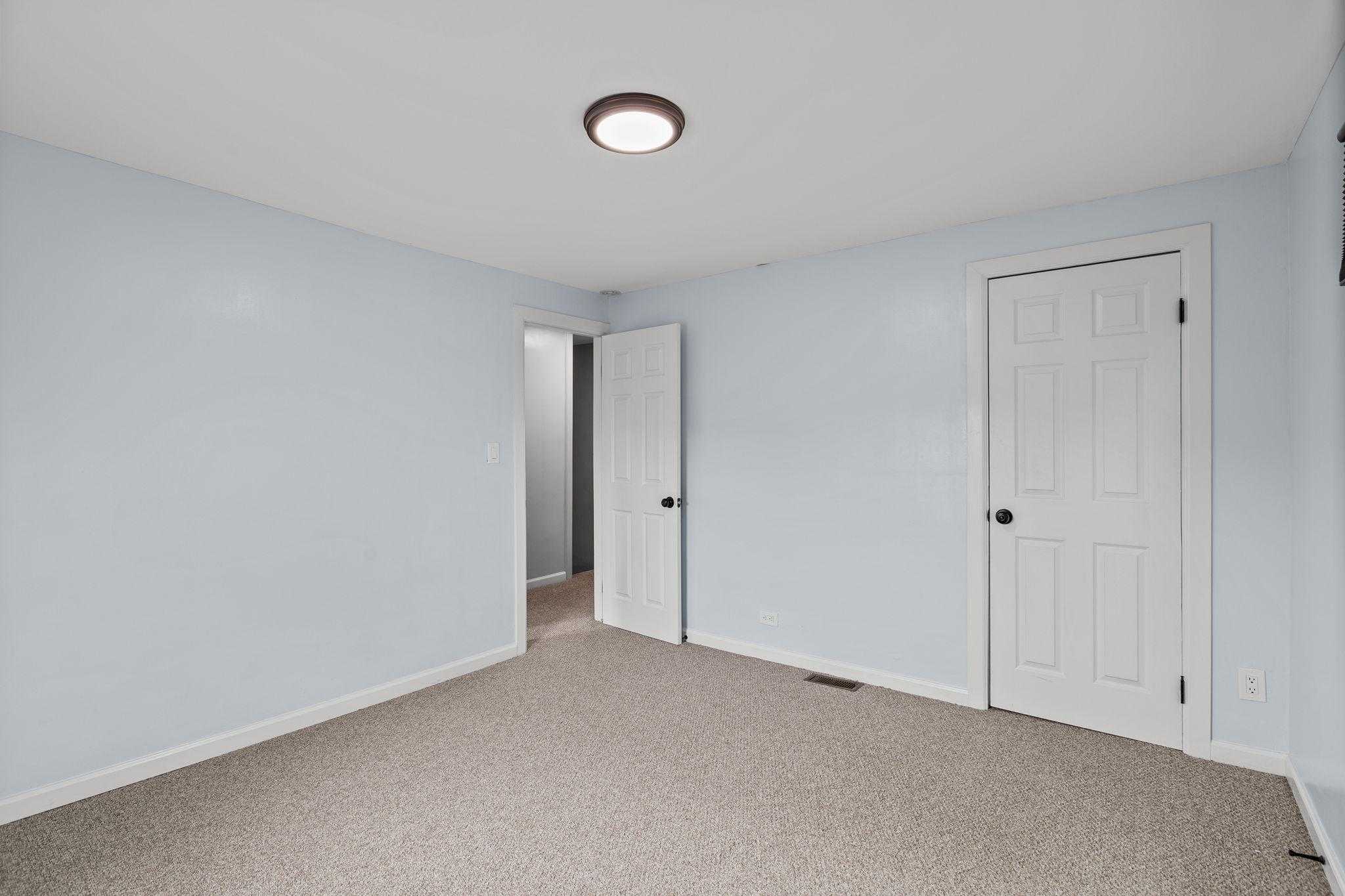 55 E Mount Kirk Ave photo 42