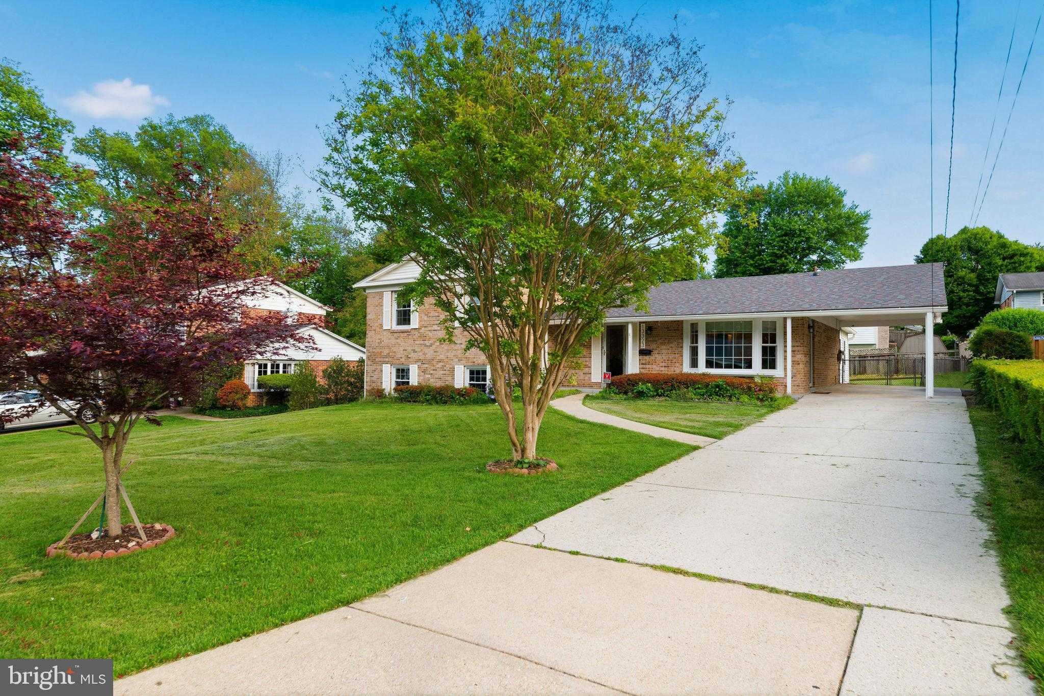 13323 Foxhall Dr, Silver Spring