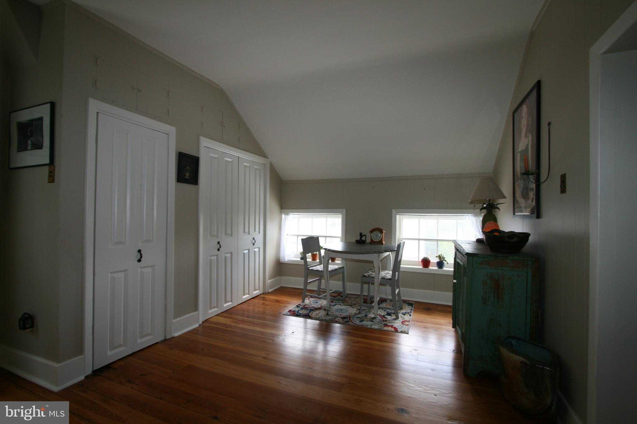39 S Main St photo 21