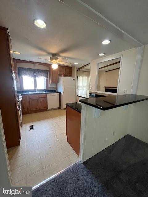527 Ramblewood Ln photo 12