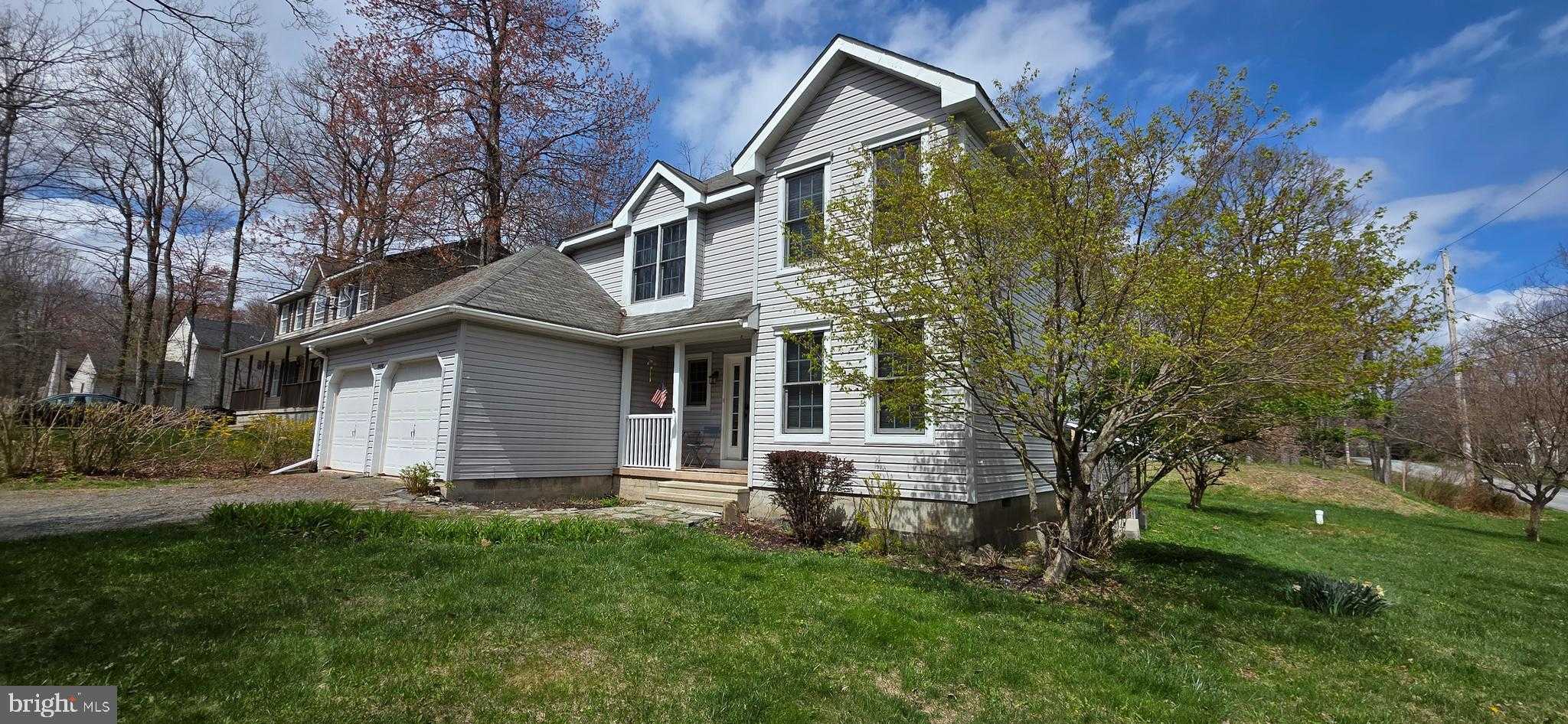 1624 Cotswold Rd photo 3