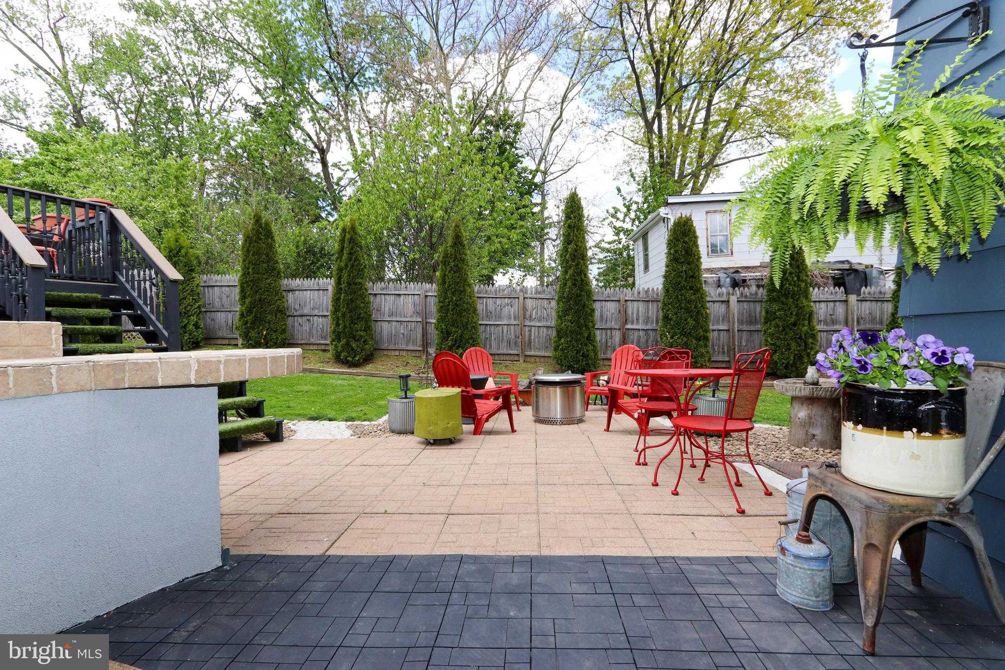 305 Prospect Ave photo 12