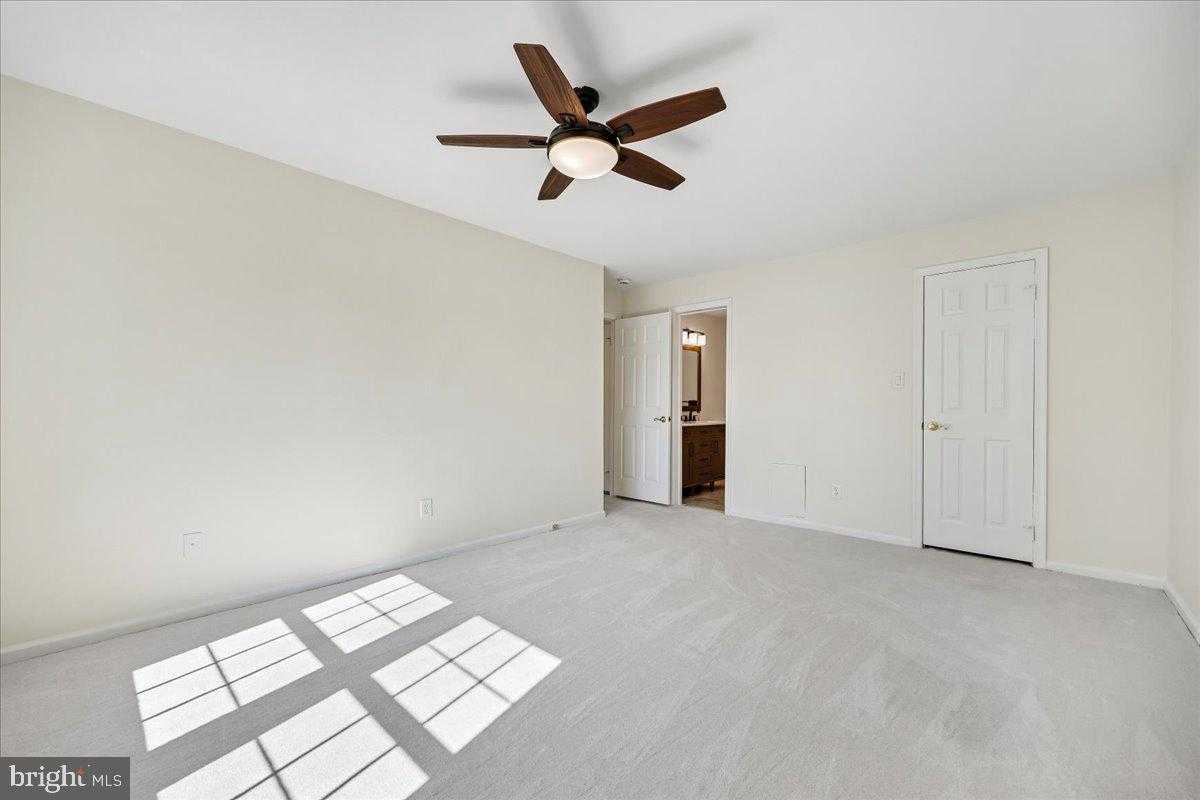 5705 Brewer House Cir Apt 101 photo 22