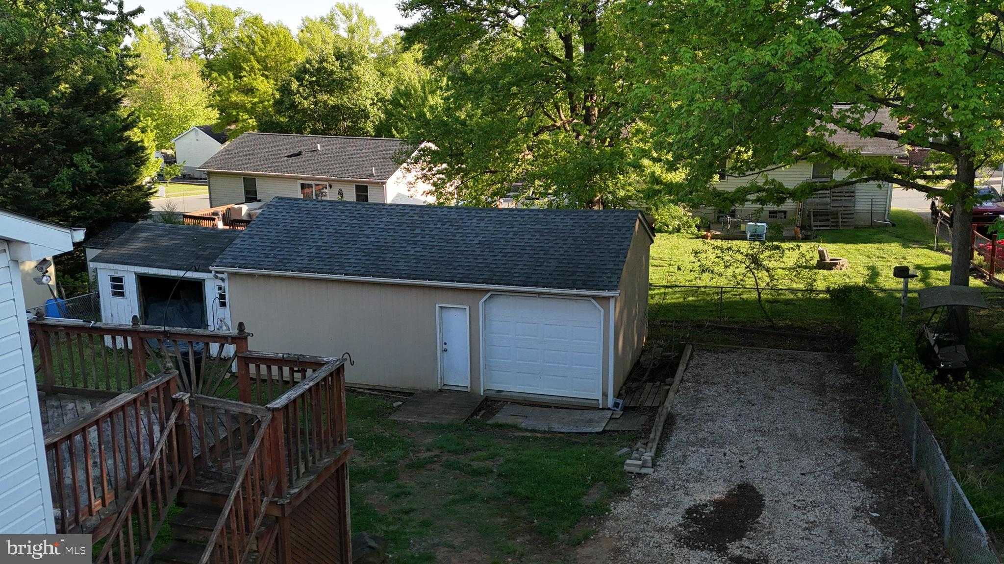 708 Gray Mount Cir photo 5