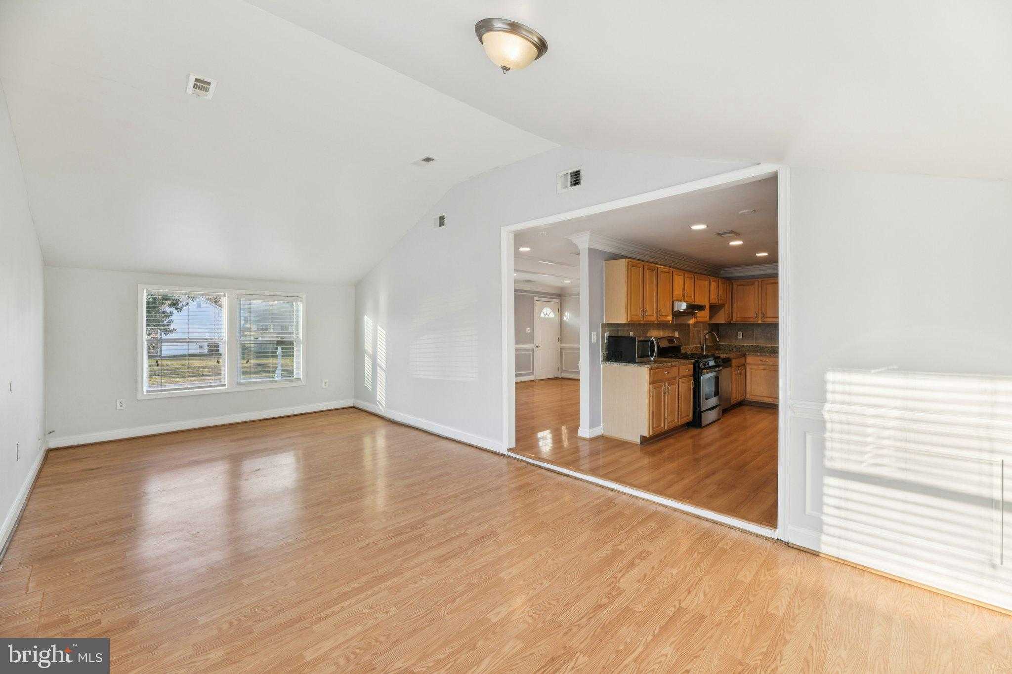 3019 Brodkin Ave photo 9