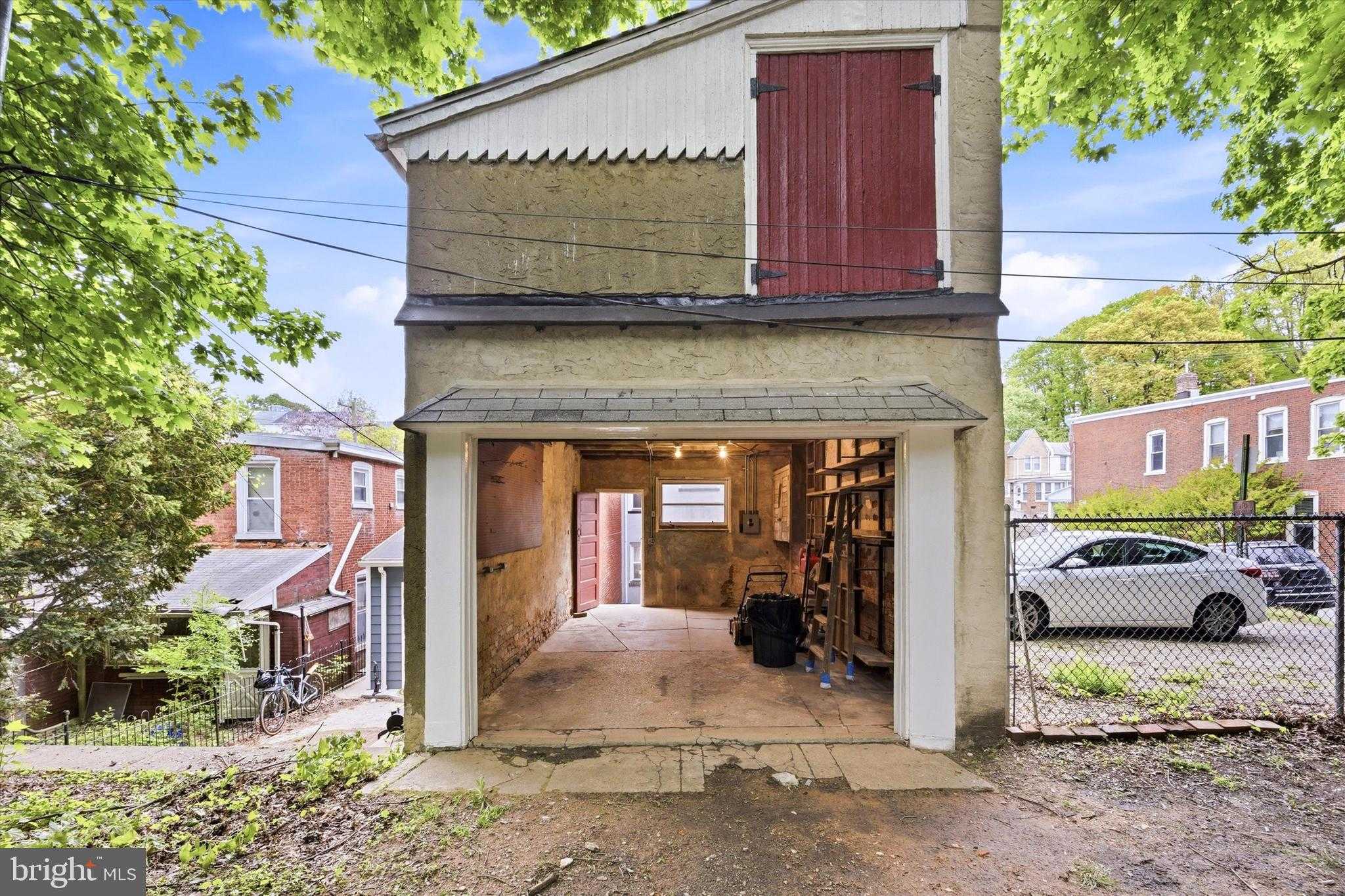 325 Leverington Ave, Philadelphia