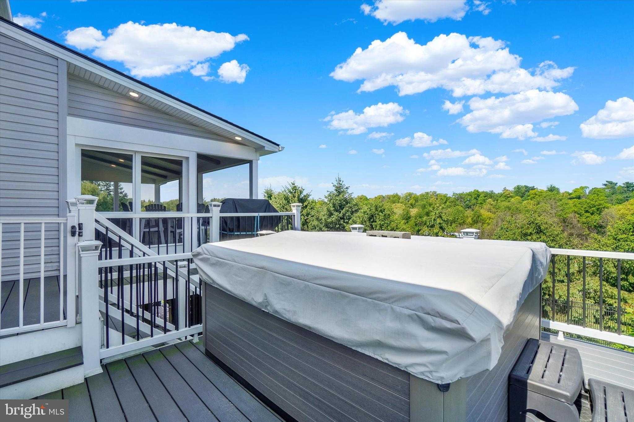100 Hollyhock Dr photo 20