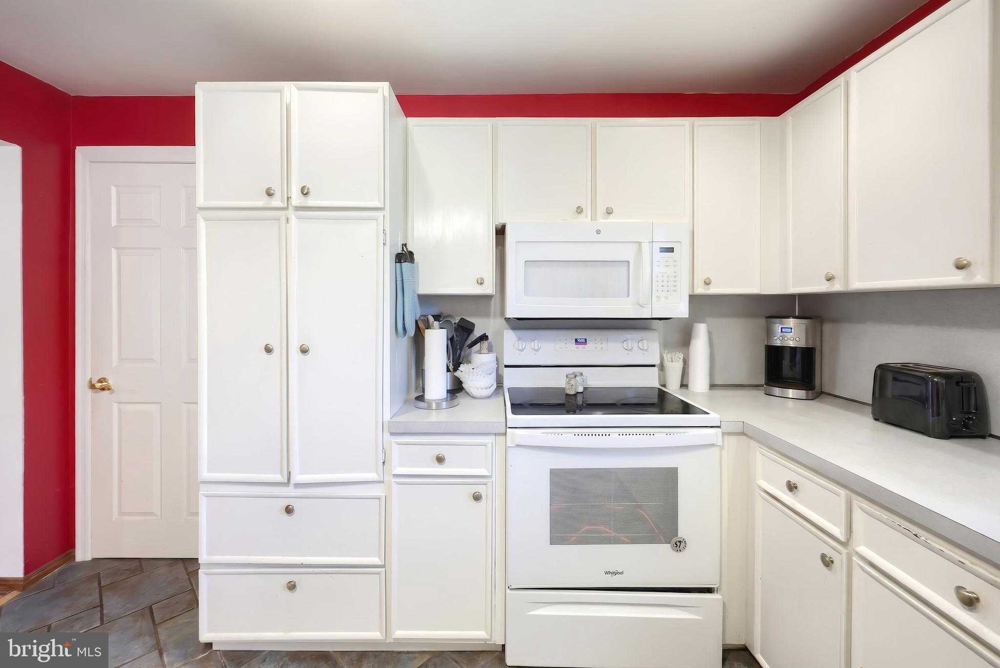 4270 Nursery Rd photo 25