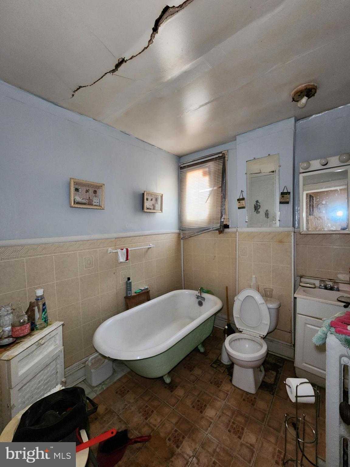 649 N Bentalou St photo 49
