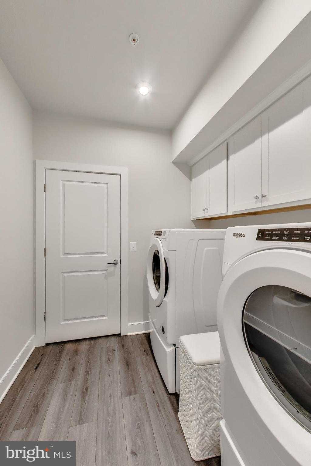 106 Saint Ives Pl photo 26