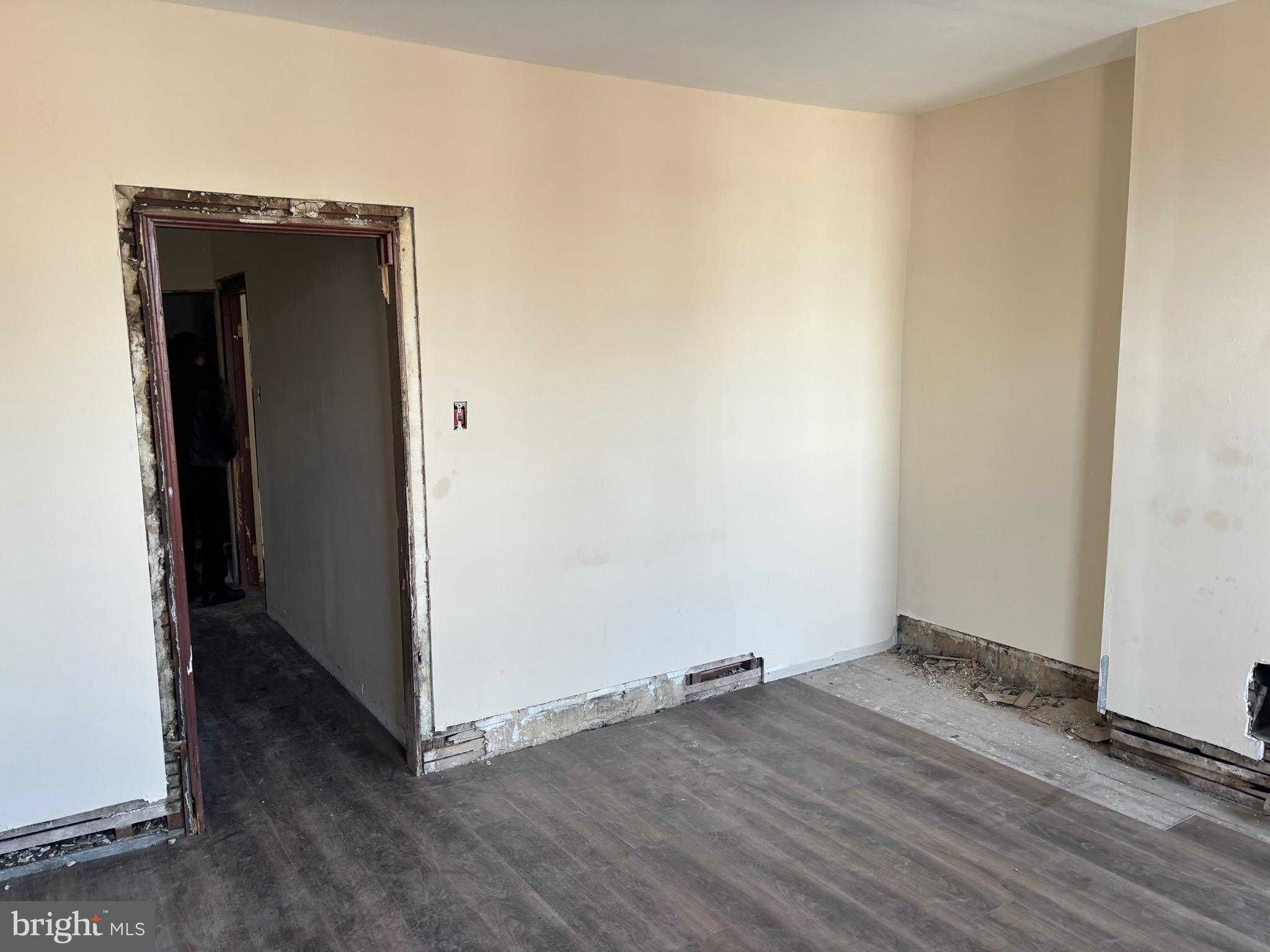 3040 Rorer St photo 9