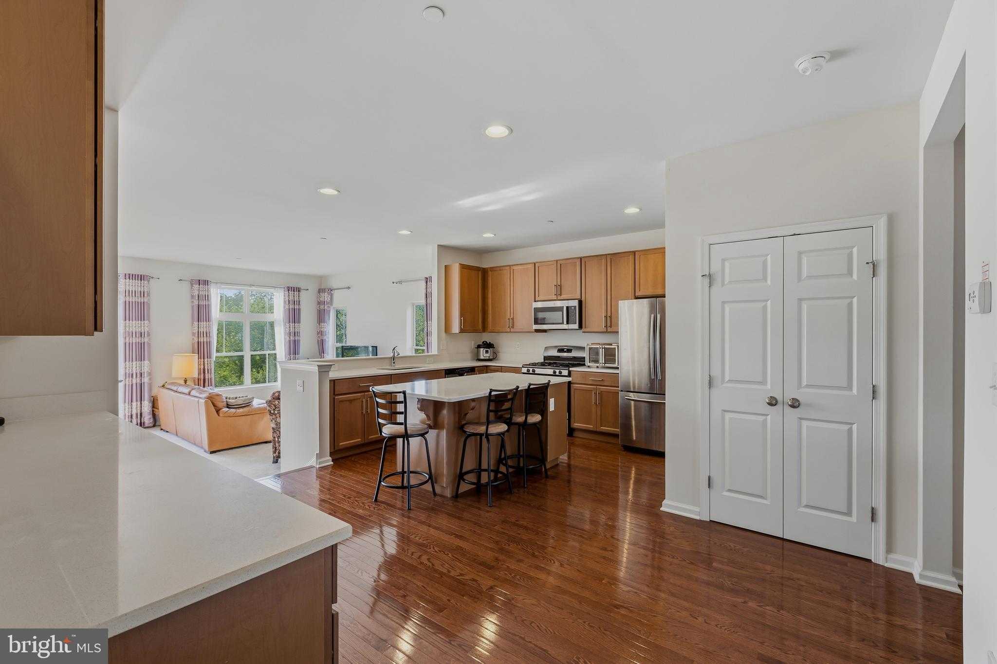 332 Redbud Ln photo 19
