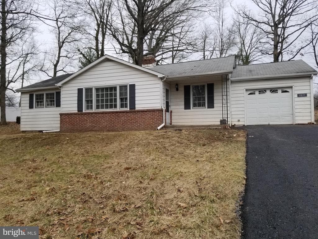 4827 Harrison Road photo 1