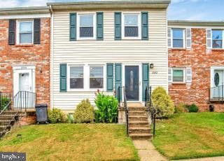 2092 Lake Grove Lane photo 1
