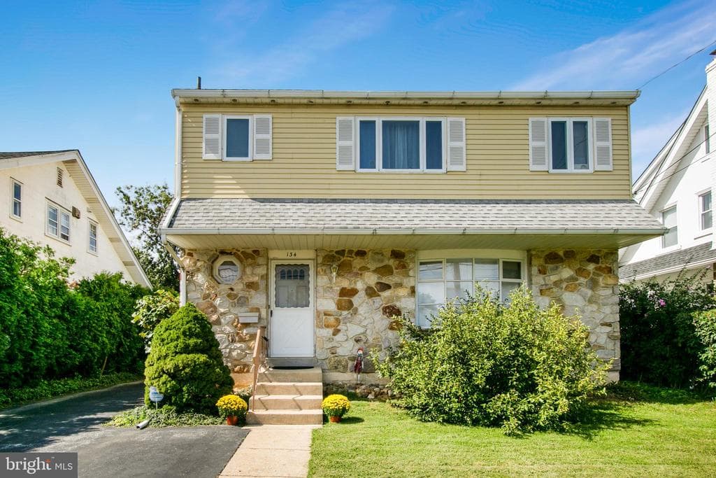 134 Columbus Avenue photo 1