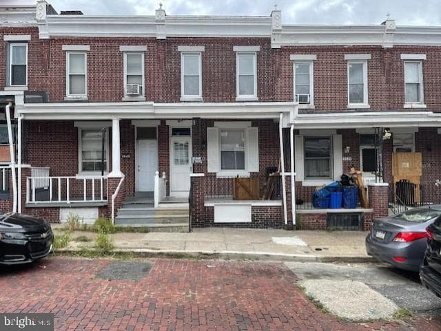 5337 Hedge Street photo 1