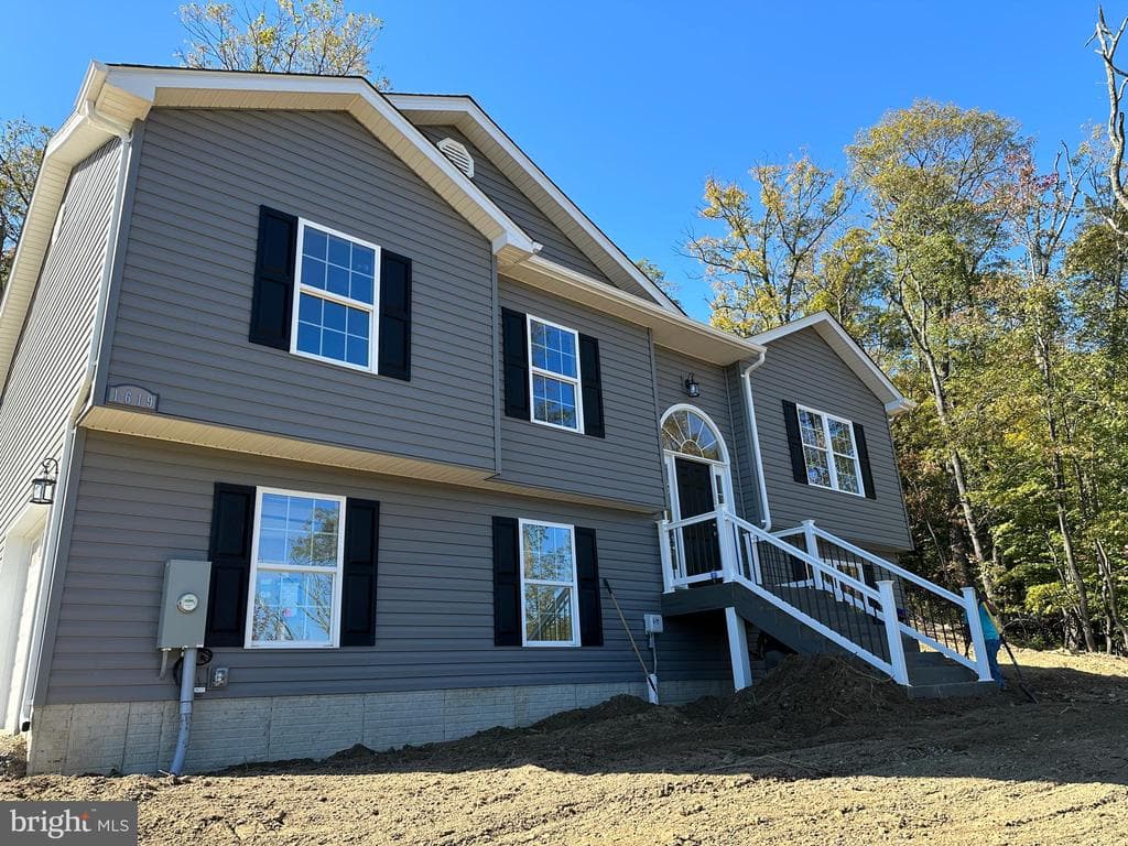 1619 Tomahawk Trail photo 1