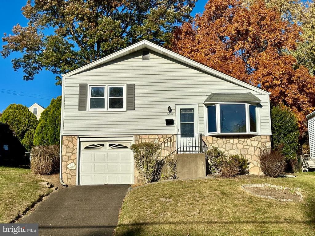 2837 Turner Avenue photo 1