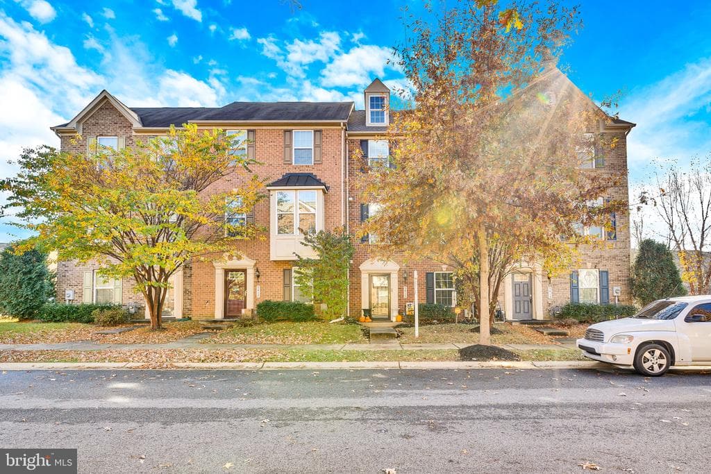 5415 Doubleday Lane photo 1