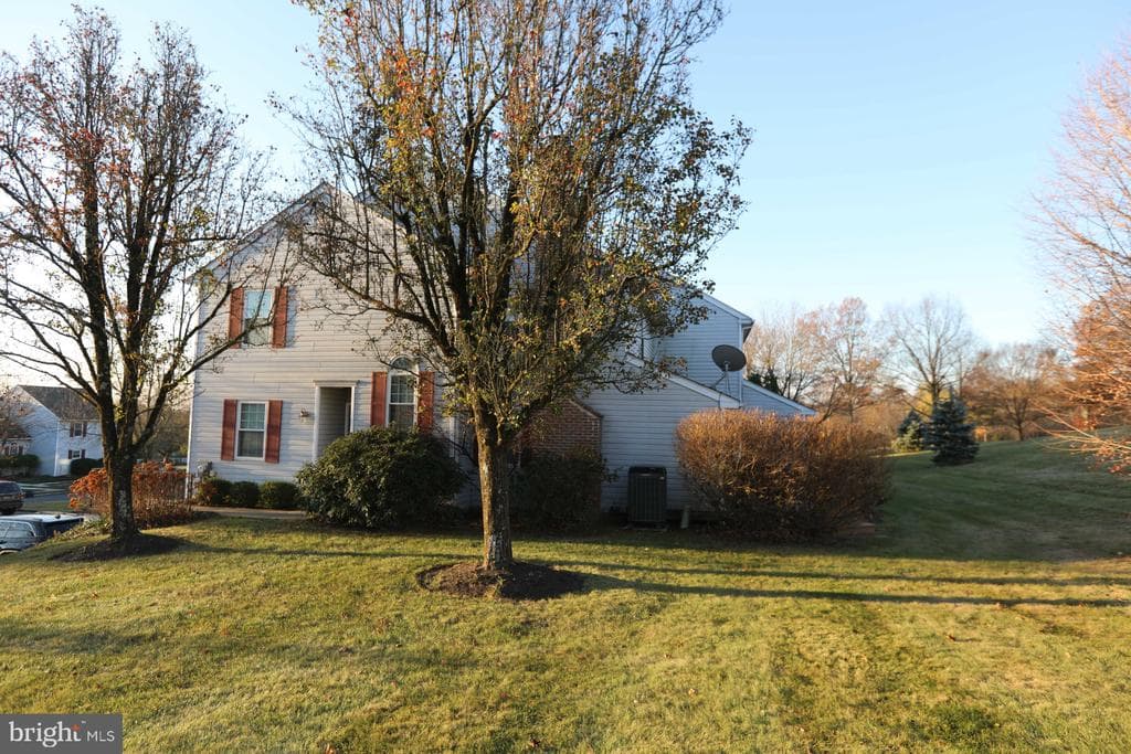 600 Stratford Court photo 1