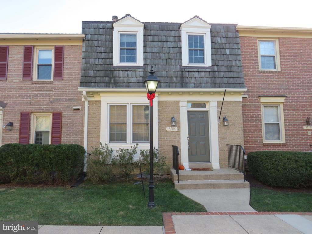 15310 Georgian Square Court photo 1